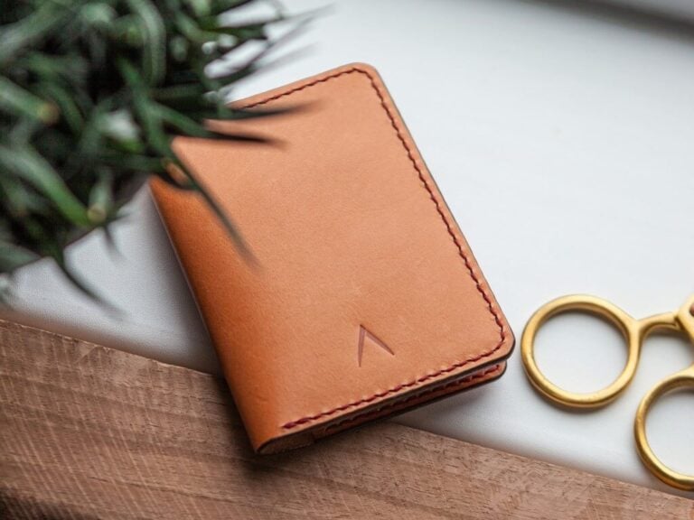 Best Sustainable and Eco Friendly Wallets