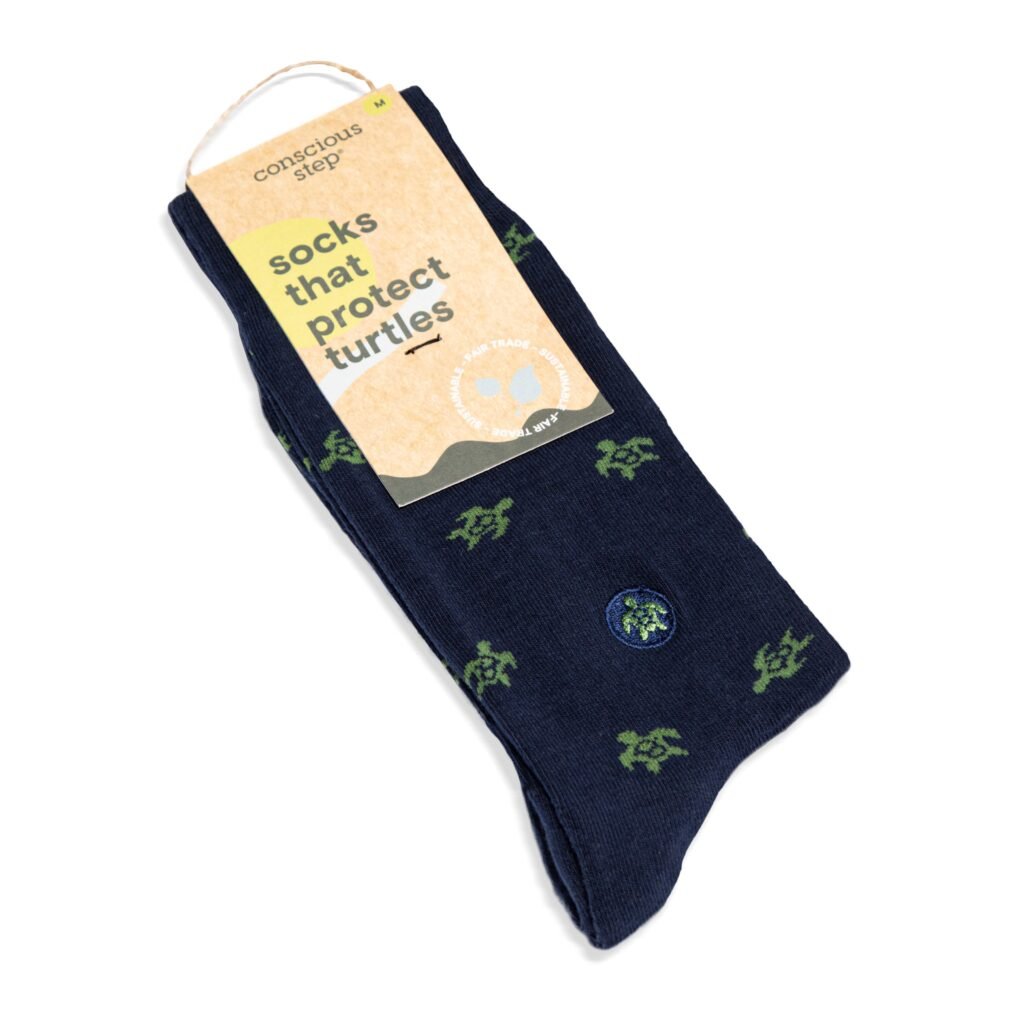 Concious step socks dark blue with green turtles