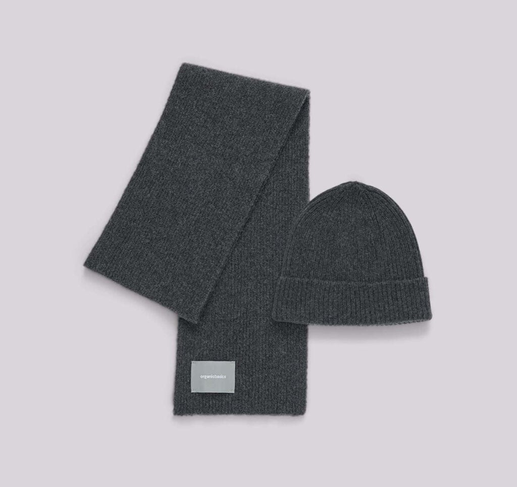 Organic Basics wool rib hat and scarf set