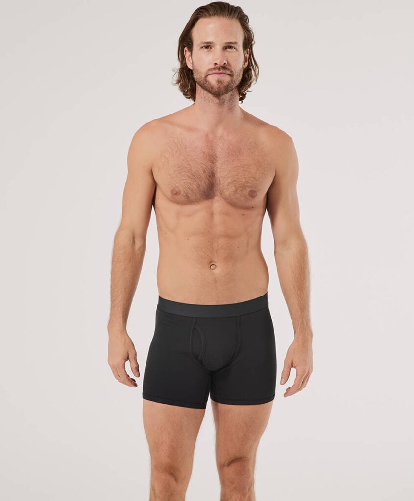 Pact organic boxers in black cotton