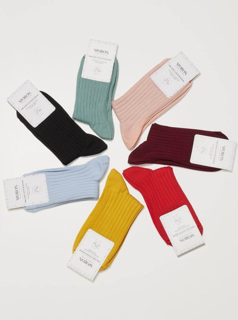 Woron organic cotton socks showing seven different colors