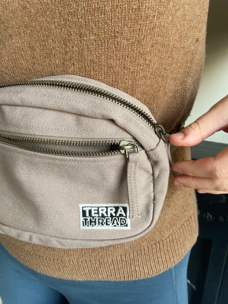 Terra Thread Cadera bag